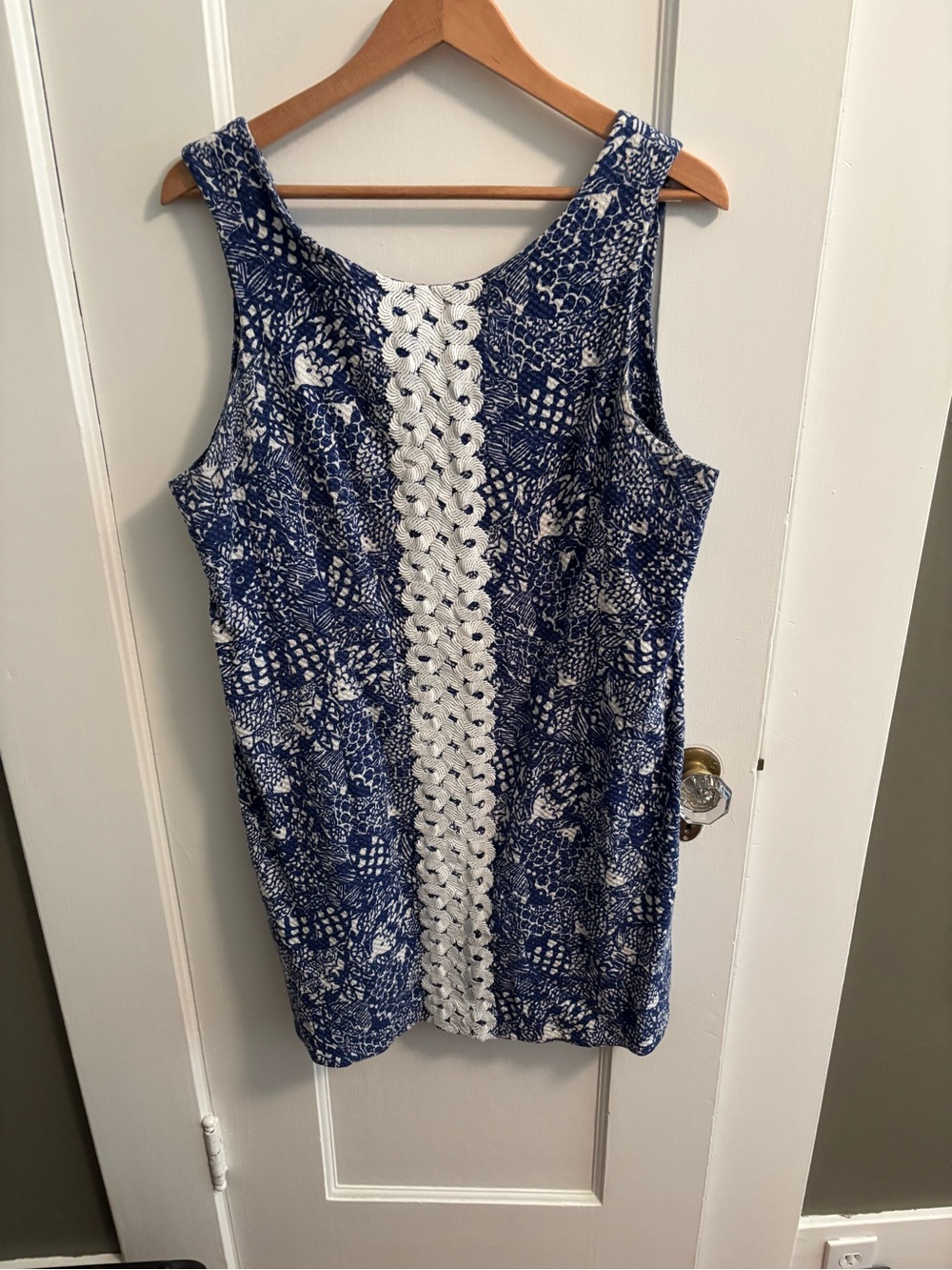 Lilly Pulitzer Navy and White Sleeveless Dress with Crocheted Center